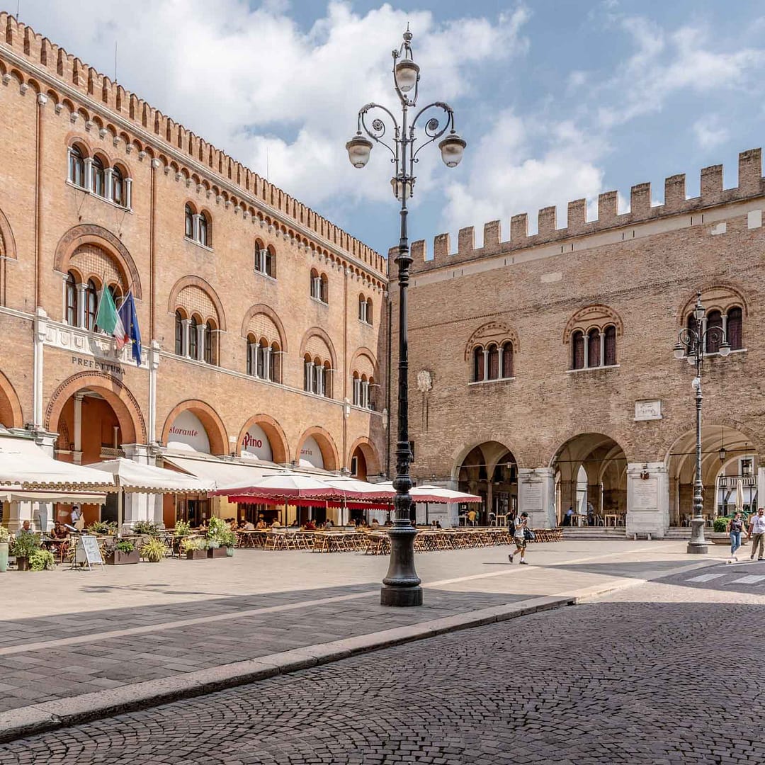 Palazzo Doni - Piazza del Grano Treviso